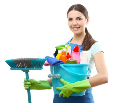 Detailed commercial cleaning for a customer-facing space in Streatham